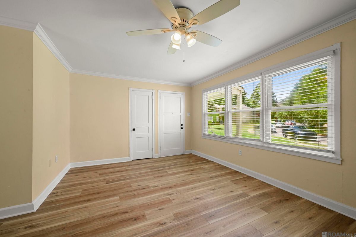 Building Photo - 975 Rittiner Dr