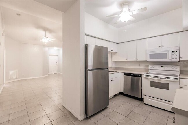 Building Photo - 8408 Bernwood Cove Loop