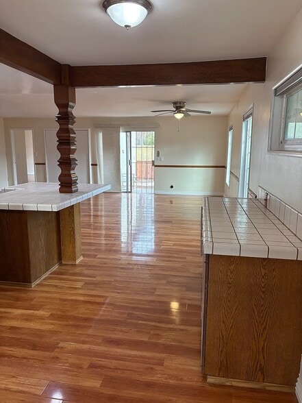 Building Photo - 1843 Santa Fe Ave