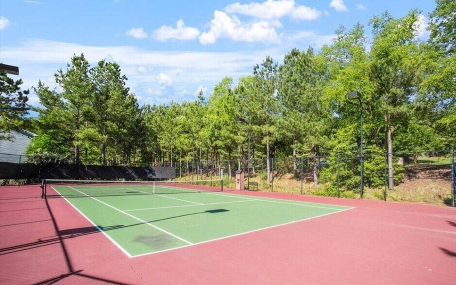 Tennis and Pickle Ball Courts - 1207 Heritage Links Dr