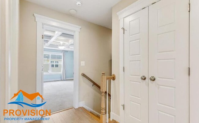 Building Photo - 7802 Five Oaks Ct