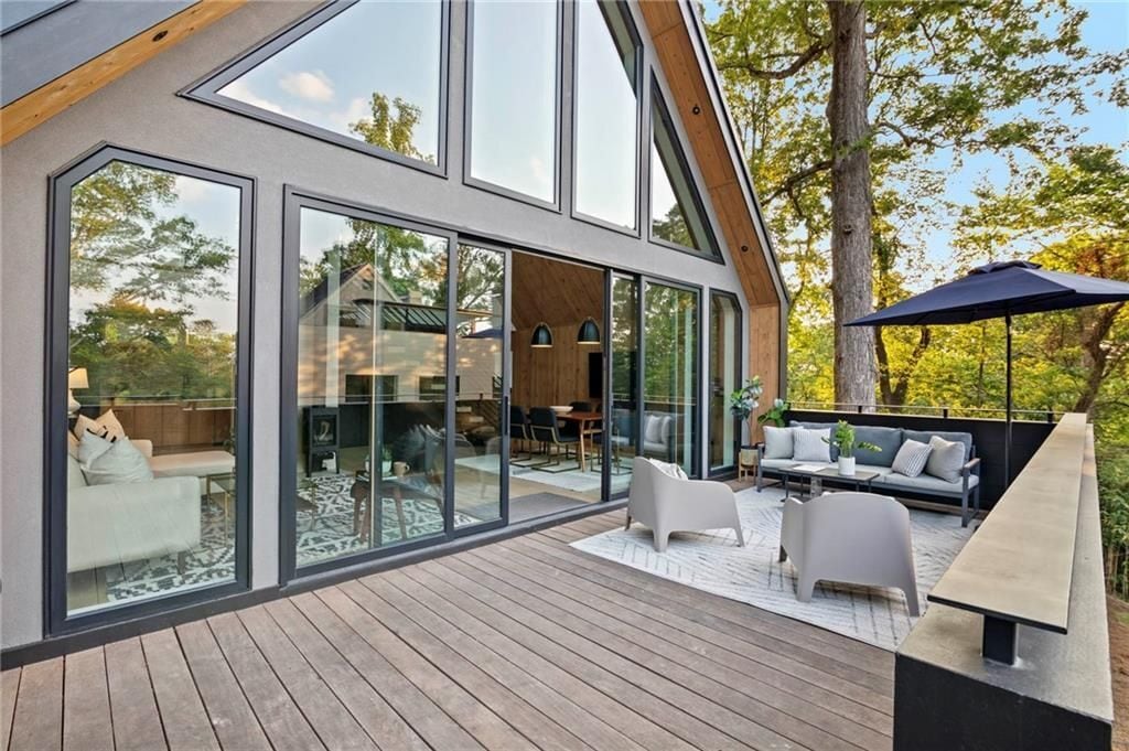 Building Photo - 1033 Reeder Cir NE