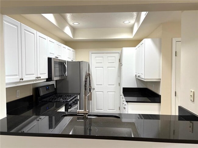 Building Photo - 3636 Habersham Rd NW