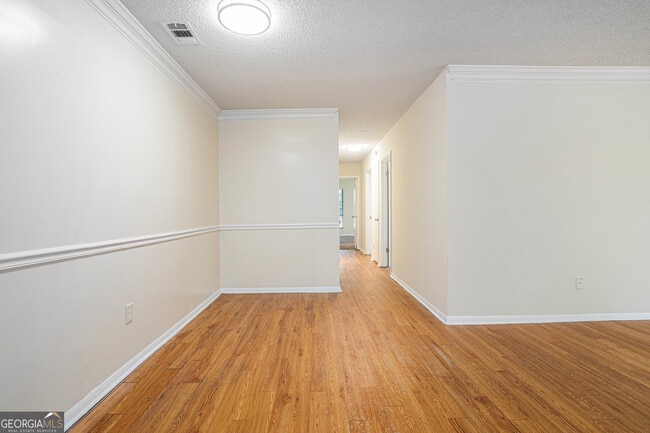 Building Photo - 3045 Sonya Ln