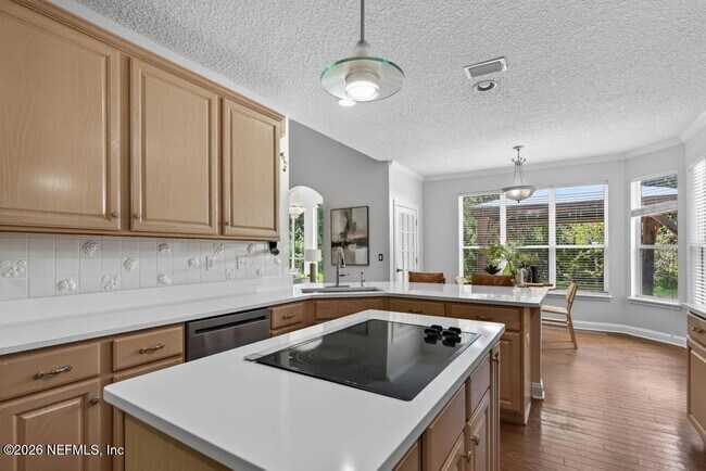 Building Photo - 413 River Birch Ln