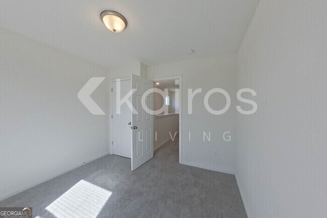 Building Photo - 155 Dudley Wy