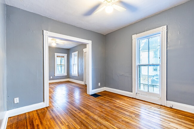 Building Photo - 243 Chamberlain St