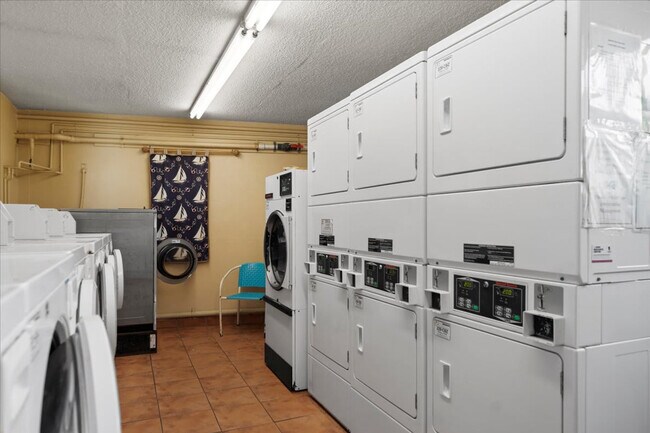 Building Photo - 1 Ocean Trace Rd