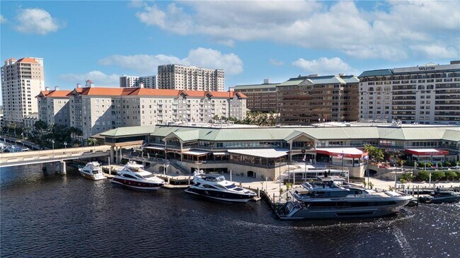 Building Photo - 700 S Harbour Island Blvd