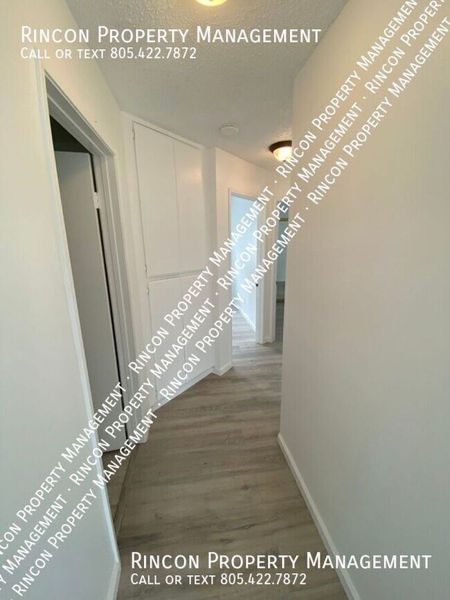 Building Photo - 943 Goodman St