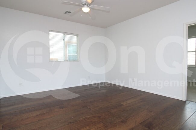 Building Photo - 9134 S Roberts Rd