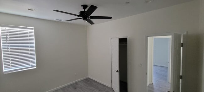 Building Photo - 337 Clover St