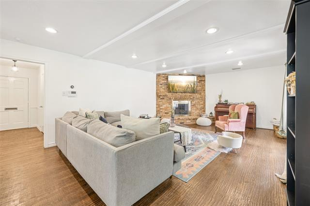 Building Photo - 11839 Duxbury Dr