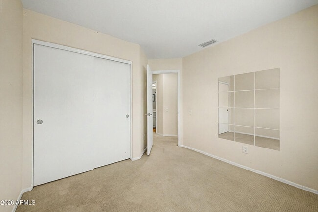 Building Photo - 2155 W Olla Ave