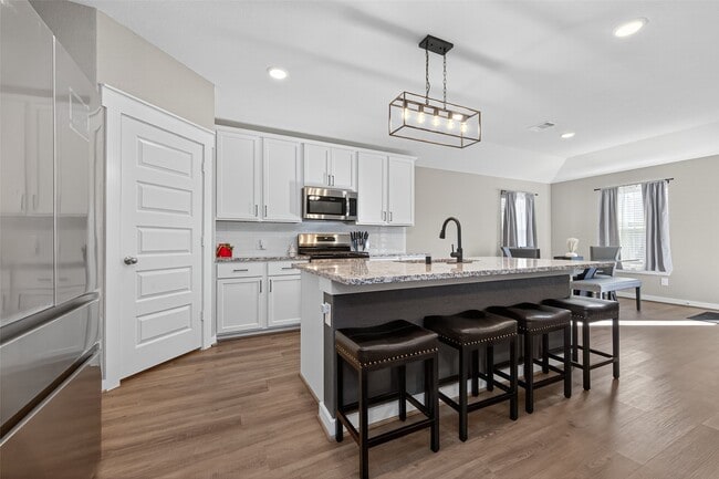 Building Photo - 30301 Kingston Heath Dr