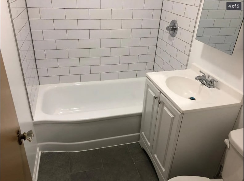 Building Photo - 17563 Western Ave