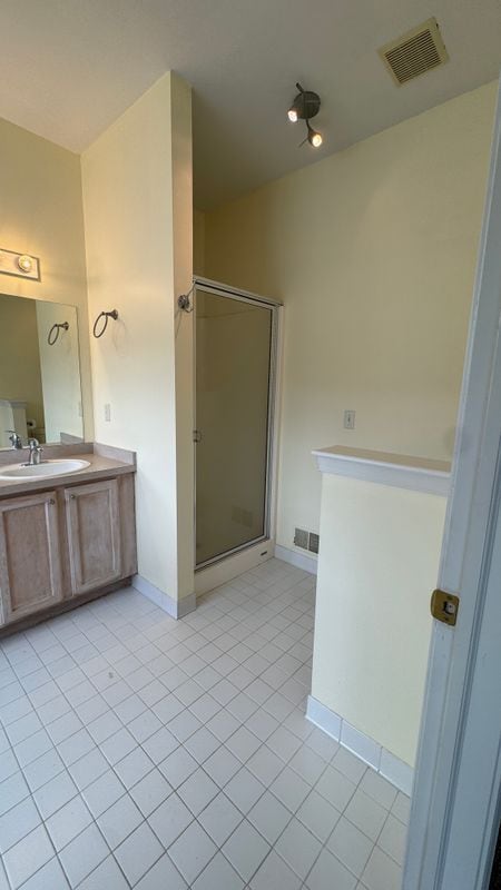 Building Photo - 362 Filmore St