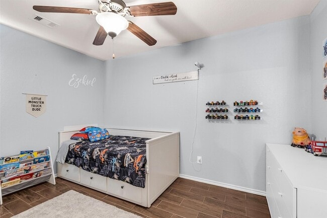 Building Photo - 1700 Fall Forest Ct