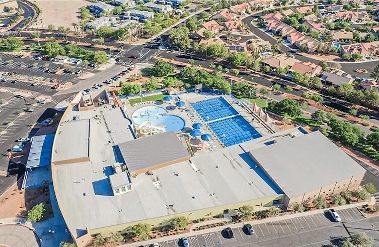 Building Photo - 251 S Green Valley Pky