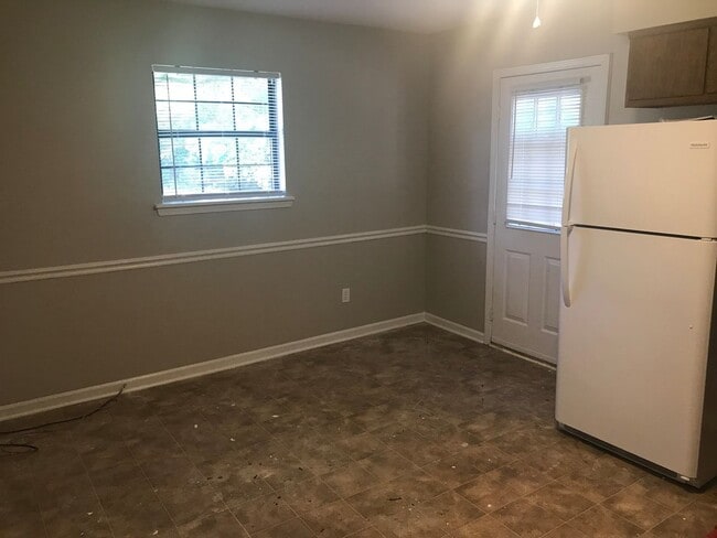 Building Photo - Adorable 3 Bedroom home Convenient to Downtown Durham