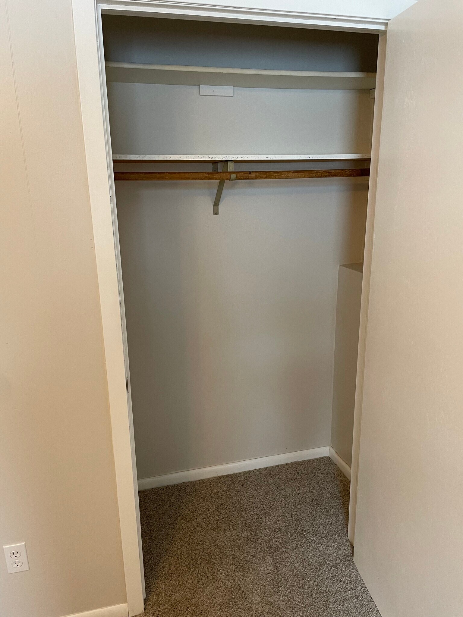 Building Photo - 444 29th Ave N