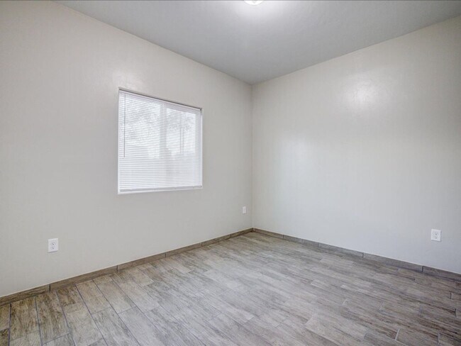 Building Photo - Brand new build, never before lived in! Ne...