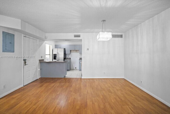 Primary Photo - 11511 NW 10th St