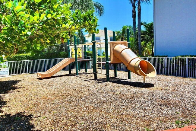 Building Photo - 11840 NW 55th St