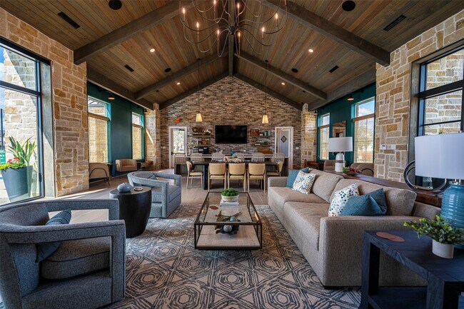 Building Photo - 18114 Greenhill Song Trl