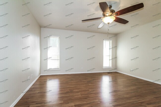 Building Photo - 3916 Durango Cir