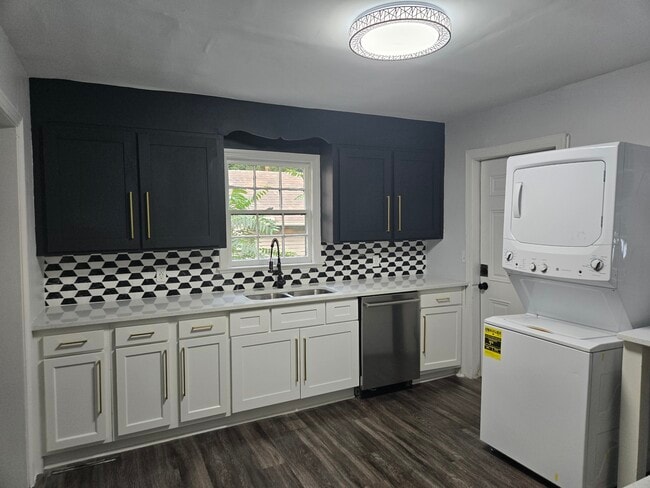 Building Photo - 2611 20th Street Ensley