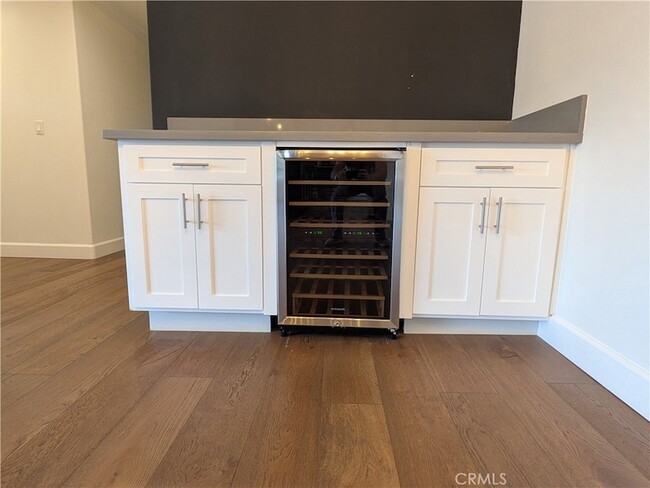 Building Photo - 310 Marion Blvd