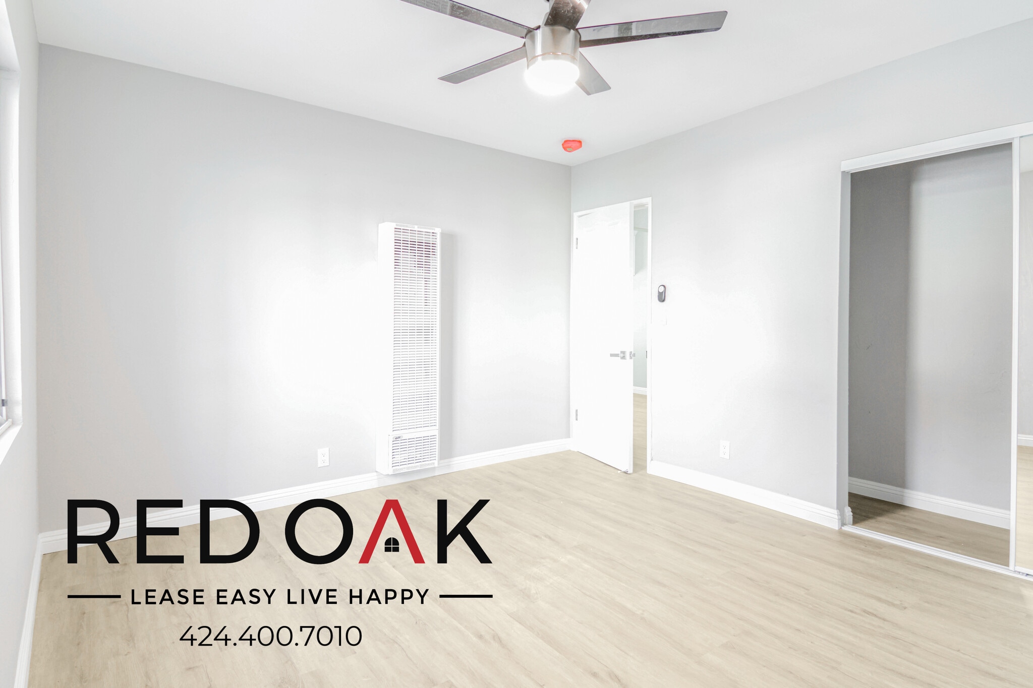 Building Photo - 8011 S Western Ave