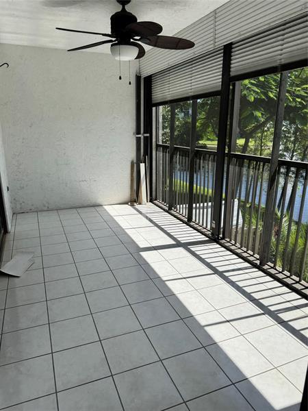 Building Photo - 2334 S Cypress Bend Dr
