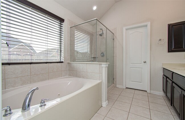 Building Photo - 17702 Jacobs Ladder Ct