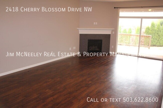 Building Photo - Sorry, no pets! Beautiful Home Available I...