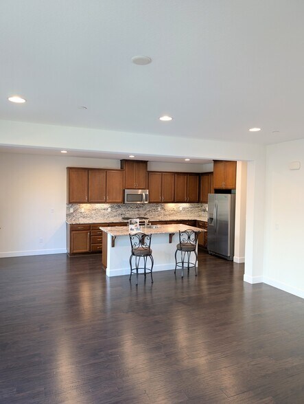 Kitchen - 16650 San Gabriel Ct