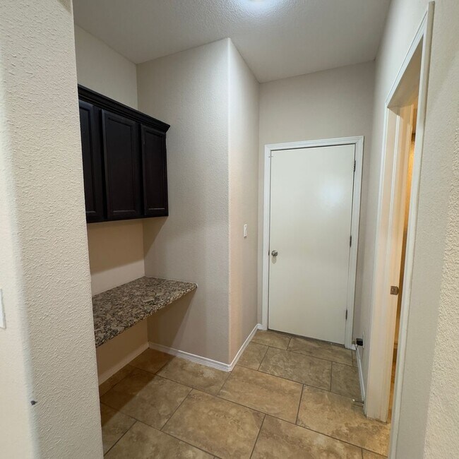 Building Photo - 4 Bedrooms, 3 Baths, a Pool, and Solar Panels!