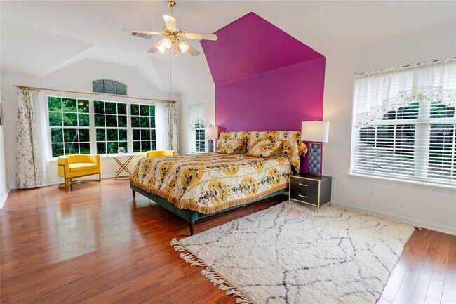 Building Photo - 9201 Trowbridge Cove