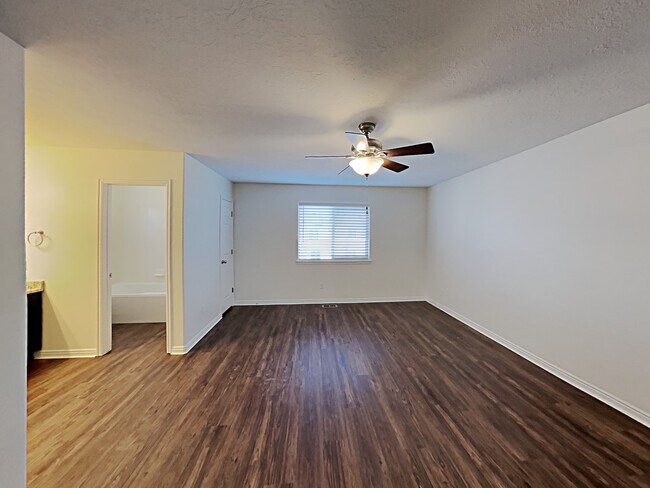 Building Photo - 7898 Cochise Way