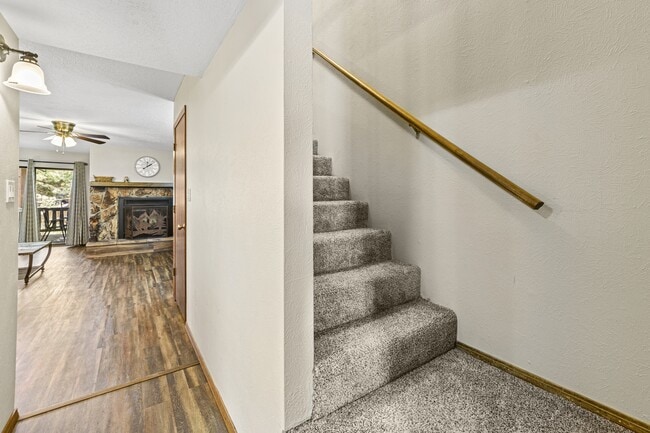 Building Photo - 214 Metz Dr