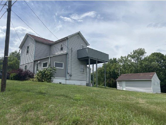 Building Photo - 8 Spring St