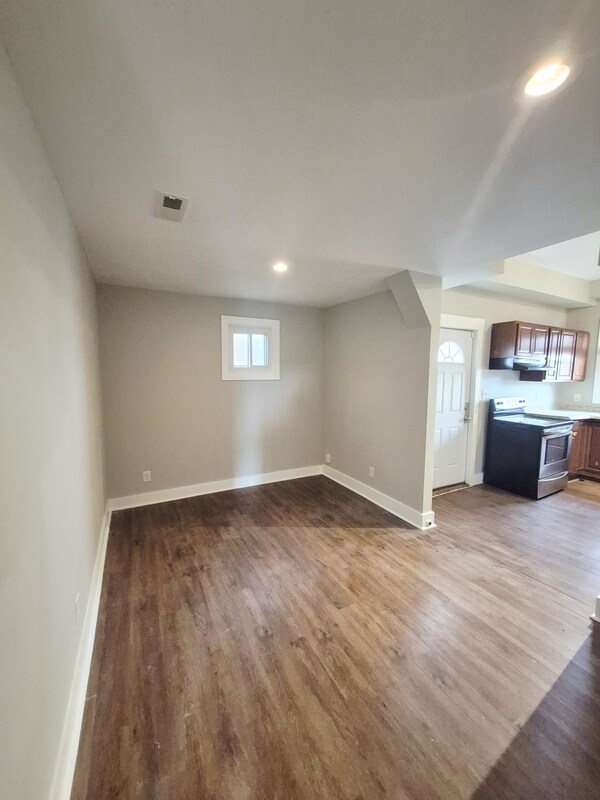 Building Photo - 1901 Fairmount Ave