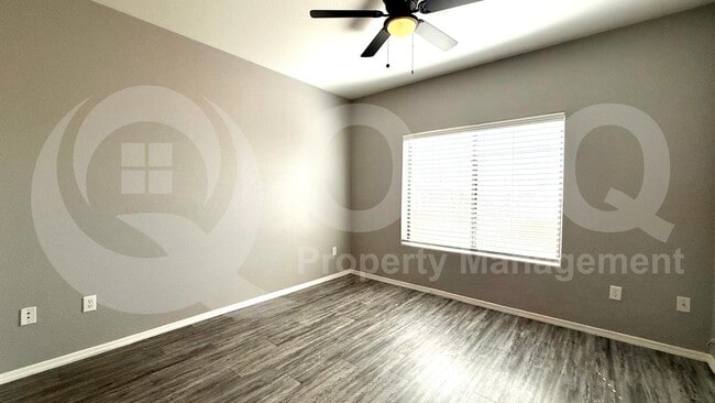 Building Photo - 6770 N 47th Ave