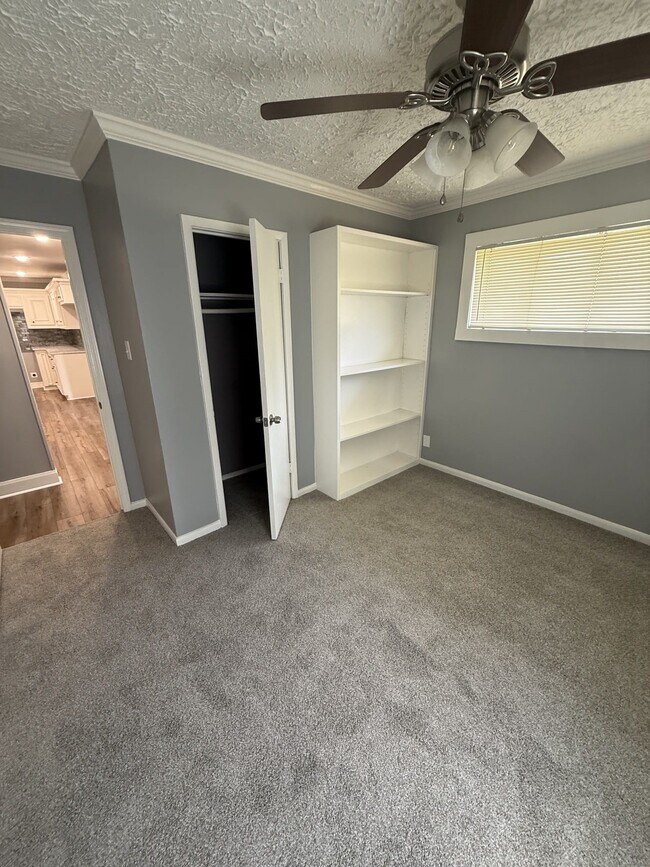 Building Photo - 5218 Cortelyou Ln