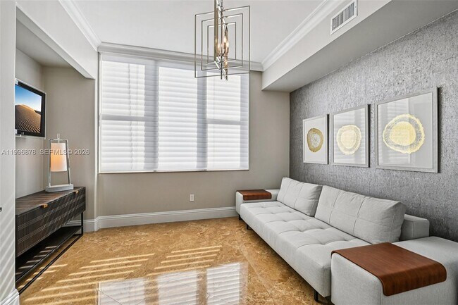 Building Photo - 626 Coral Wy