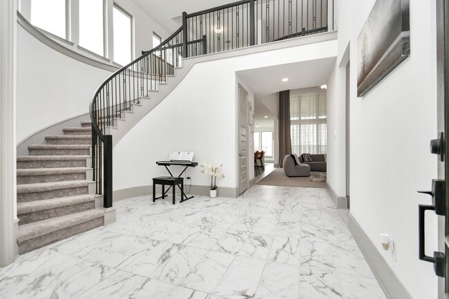 Building Photo - 8726 Marina Alto Ln