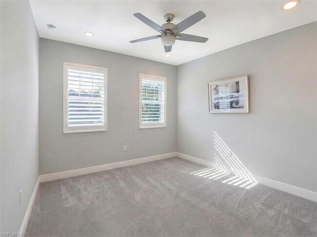Building Photo - 2549 Seychelles Dr
