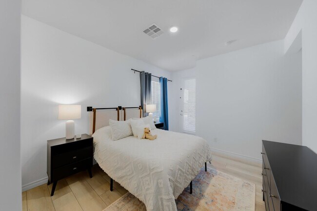 Building Photo - 2023-Built Liberty Floorplan-NEXT-GEN Suite w/3338 sq ft living space w/5 BR’s, 4 1/2 BA's, 3 car...