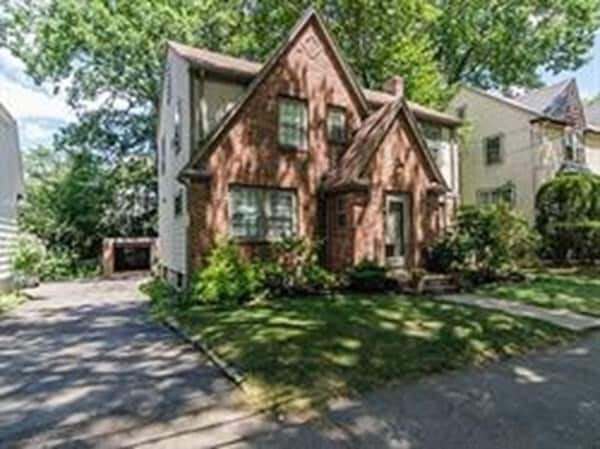 Building Photo - 381 VFW Parkway